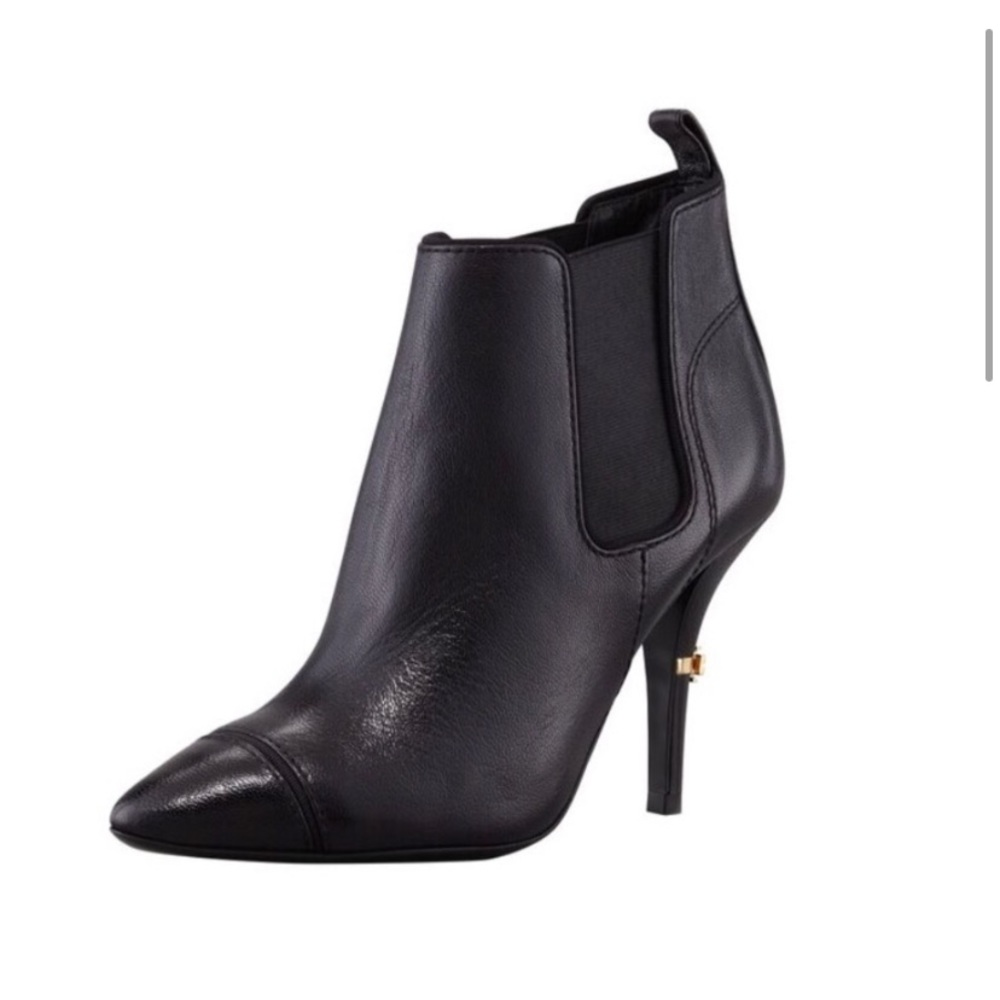 Tory Burch Bernice Pointy Toe Ankle Booties Black Leather